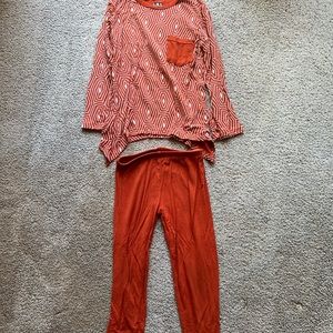 Kickee pants outfit